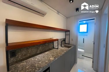 Apartamento para alugar - 80m&sup2; - Praia Brava