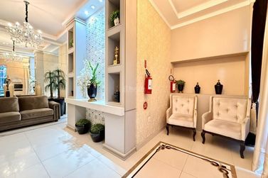 Apartamento &agrave; venda - 121m&sup2; - Meia Praia