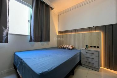 Apartamento &agrave; venda - 100m&sup2; - Meia Praia