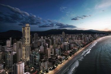 Apartamento &agrave; venda - 356m&sup2; - Meia Praia