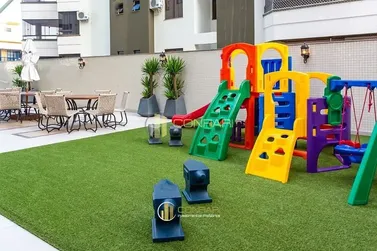 Apartamento &agrave; venda - 190m&sup2; - Meia Praia