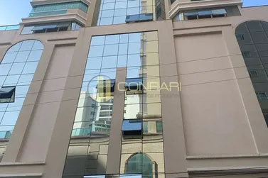Apartamento para alugar - 150m&sup2; - Meia Praia
