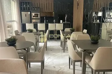 Apartamento para alugar - 180m&sup2; - Meia Praia