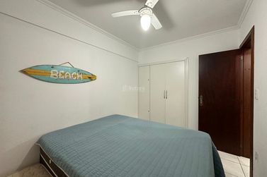 Apartamento &agrave; venda - 79m&sup2; - Meia Praia