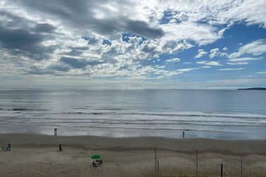 Apartamento &agrave; venda - Meia Praia