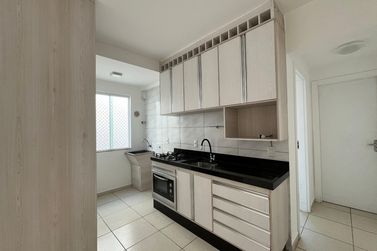 Apartamento para alugar - 60m&sup2; - Santa Regina