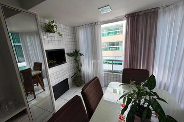 Apartamento &agrave; venda - Meia Praia