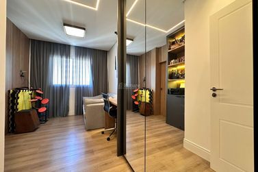 Apartamento &agrave; venda - 160m&sup2; - Centro