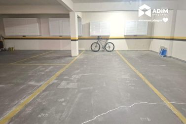 Apartamento para alugar - 128m&sup2; - Meia Praia