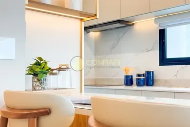 Apartamento &agrave; venda - 114m&sup2; - Meia Praia