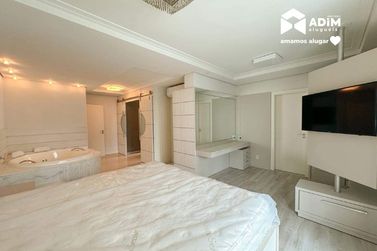 Apartamento para alugar - 392m&sup2; - Centro