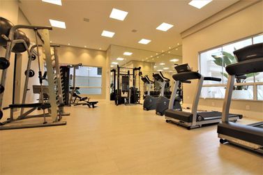 Apartamento &agrave; venda - 142m&sup2; - Meia Praia