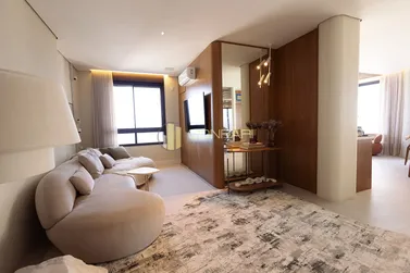 Apartamento &agrave; venda - 150m&sup2; - Centro