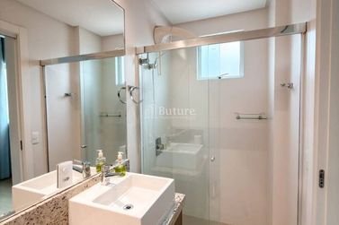 Apartamento &agrave; venda - Meia Praia