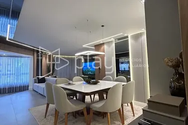 Apartamento &agrave; venda - 163m&sup2; - Meia Praia