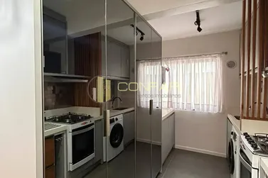 Apartamento para alugar - 110m&sup2; - meia praia