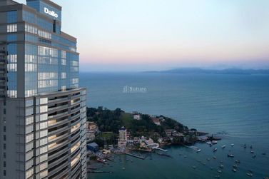 Apartamento &agrave; venda - 300m&sup2; - Centro