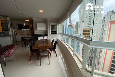 Apartamento para alugar - 132m&sup2; - Centro