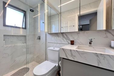 Apartamento &agrave; venda - 166m&sup2; - Meia Praia