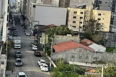 Apartamento &agrave; venda - 80m&sup2; - Meia Praia