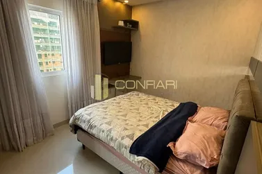 Apartamento para alugar - 182m&sup2; - Meia Praia