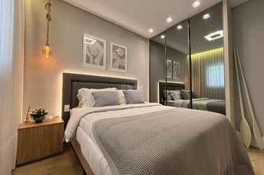 Apartamento &agrave; venda - 140m&sup2; - Meia Praia