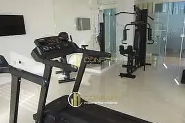 Apartamento &agrave; venda - 143m&sup2; - Meia Praia
