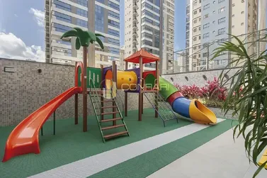 Apartamento &agrave; venda - 114m&sup2; - Meia Praia