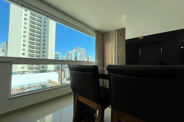 Apartamento &agrave; venda - 159m&sup2; - Meia Praia