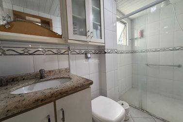 Apartamento &agrave; venda - 85m&sup2; - Centro