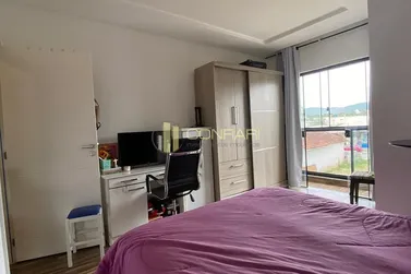 Sobrado &agrave; venda - 106m&sup2; - Pereque