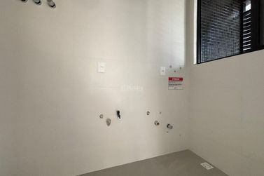 Apartamento &agrave; venda - 177m&sup2; - Meia Praia