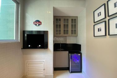 Apartamento &agrave; venda - 1872m&sup2; - Meia Praia