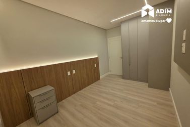 Apartamento para alugar - 170m&sup2; - Centro