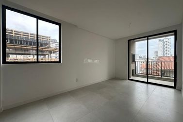 Apartamento &agrave; venda - 77m&sup2; - 