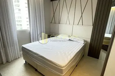 Apartamento para alugar - 163m&sup2; - Meia Praia