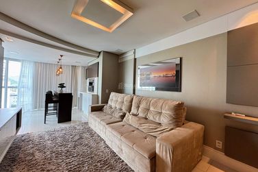 Apartamento &agrave; venda - 128m&sup2; - Centro