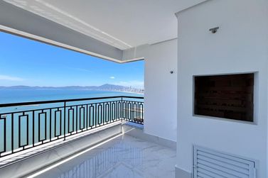 Apartamento &agrave; venda - 190m&sup2; - Centro