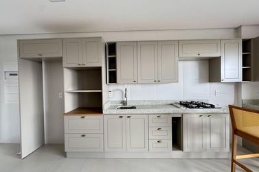 Apartamento &agrave; venda - 84m&sup2; - Praia Brava