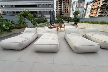 Apartamento &agrave; venda - Meia Praia