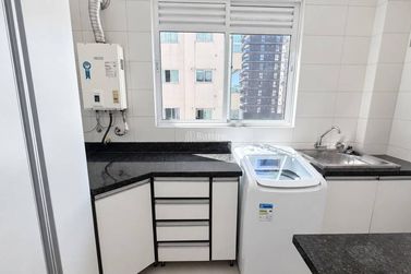 Apartamento &agrave; venda - 213m&sup2; - Meia Praia