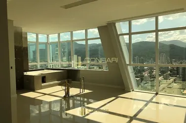 Apartamento &agrave; venda - 417m&sup2; - Meia Praia