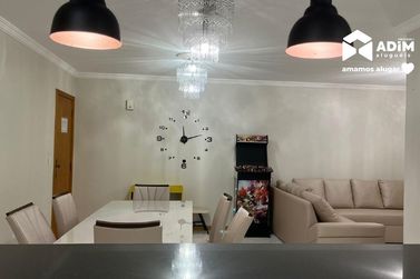 Apartamento para alugar - 140m&sup2; - Meia Praia
