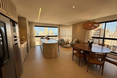 Apartamento &agrave; venda - Meia Praia