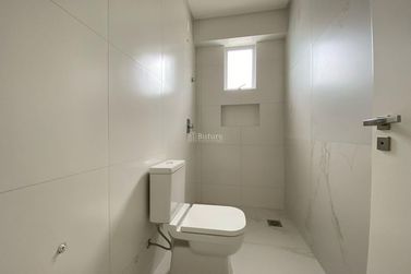 Apartamento &agrave; venda - 157m&sup2; - Meia Praia