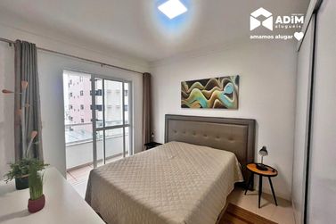 Apartamento para alugar - 130m&sup2; - Centro