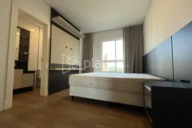 Apartamento &agrave; venda - 150m&sup2; - Meia Praia