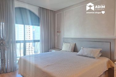 Apartamento para alugar - 127m&sup2; - Meia Praia