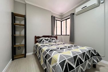 Apartamento &agrave; venda - 110m&sup2; - Centro