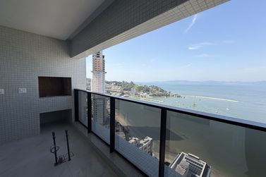 Apartamento &agrave; venda - 178m&sup2; - Centro